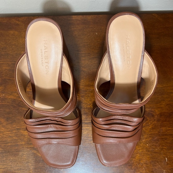 Halston Heritage Kiera brown leather pleated sandals size 8 - Picture 9 of 15